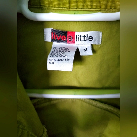 ๐NWOT Corduroy Button Up Top๐ - Picture 3 of 3